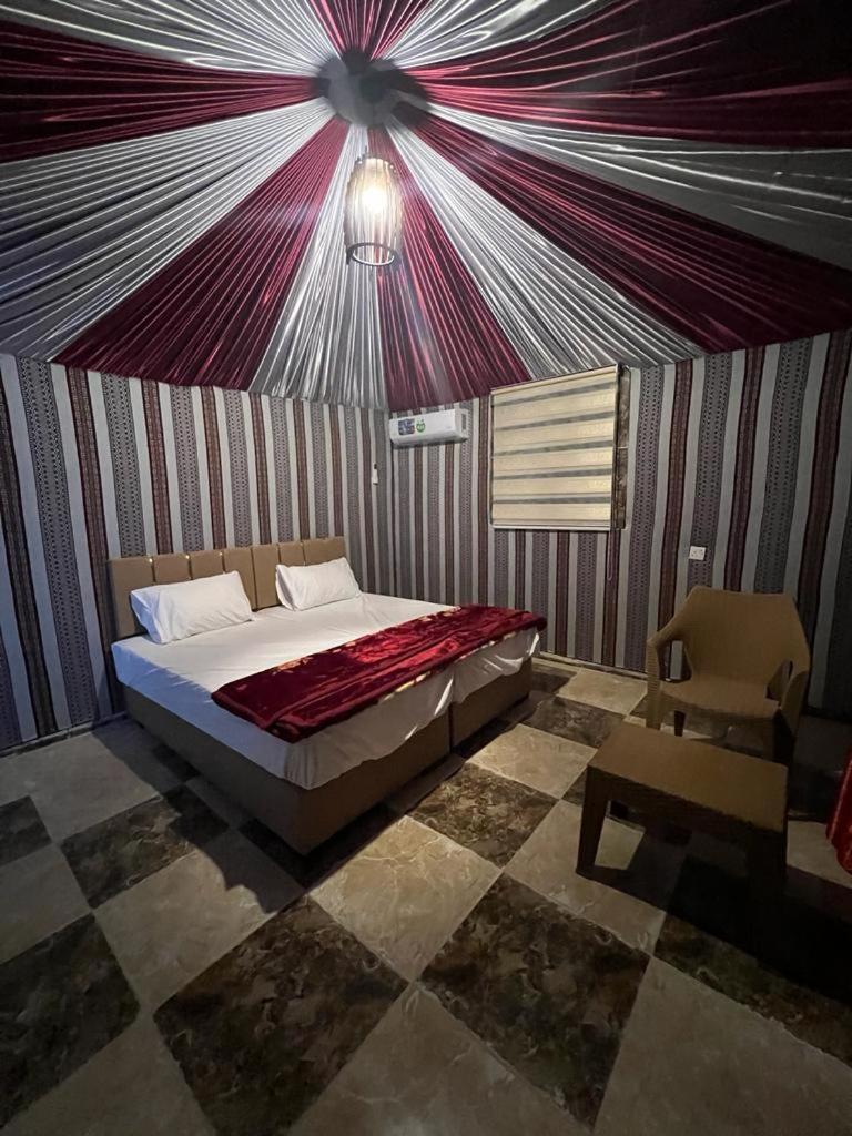 Scarlet Luxury Camp Wadi Rum Eksteriør bilde