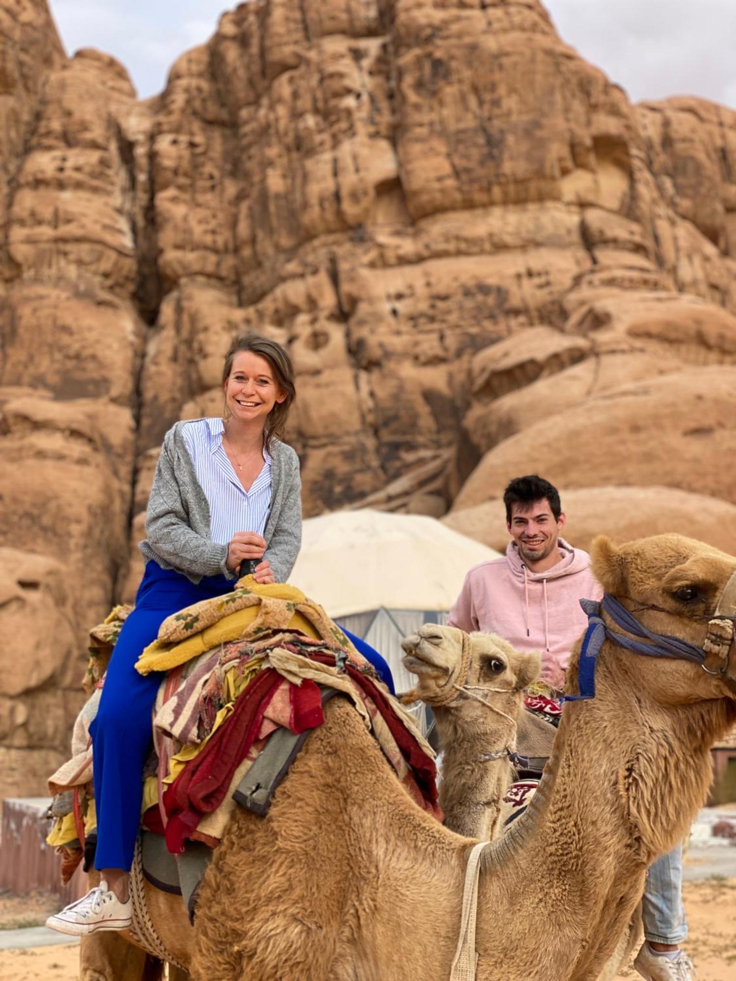 Scarlet Luxury Camp Wadi Rum Eksteriør bilde