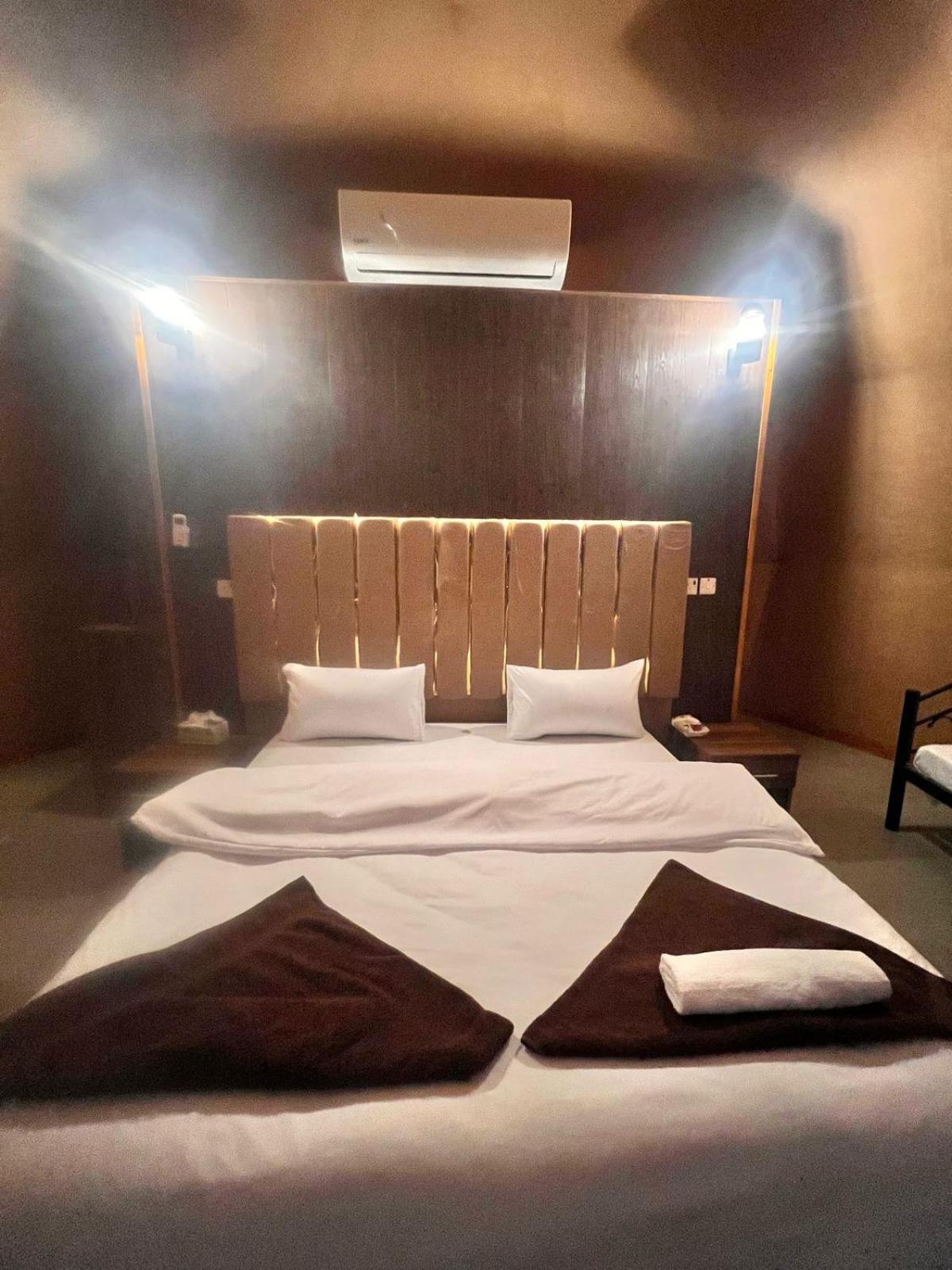 Scarlet Luxury Camp Wadi Rum Eksteriør bilde